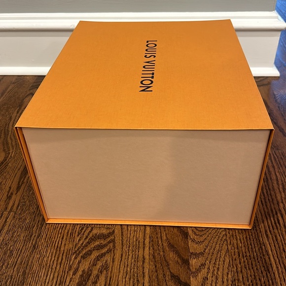 Louis Vuitton Yellow Gold Orange Blue Large Empty Gift Box - Picture 5 of 14